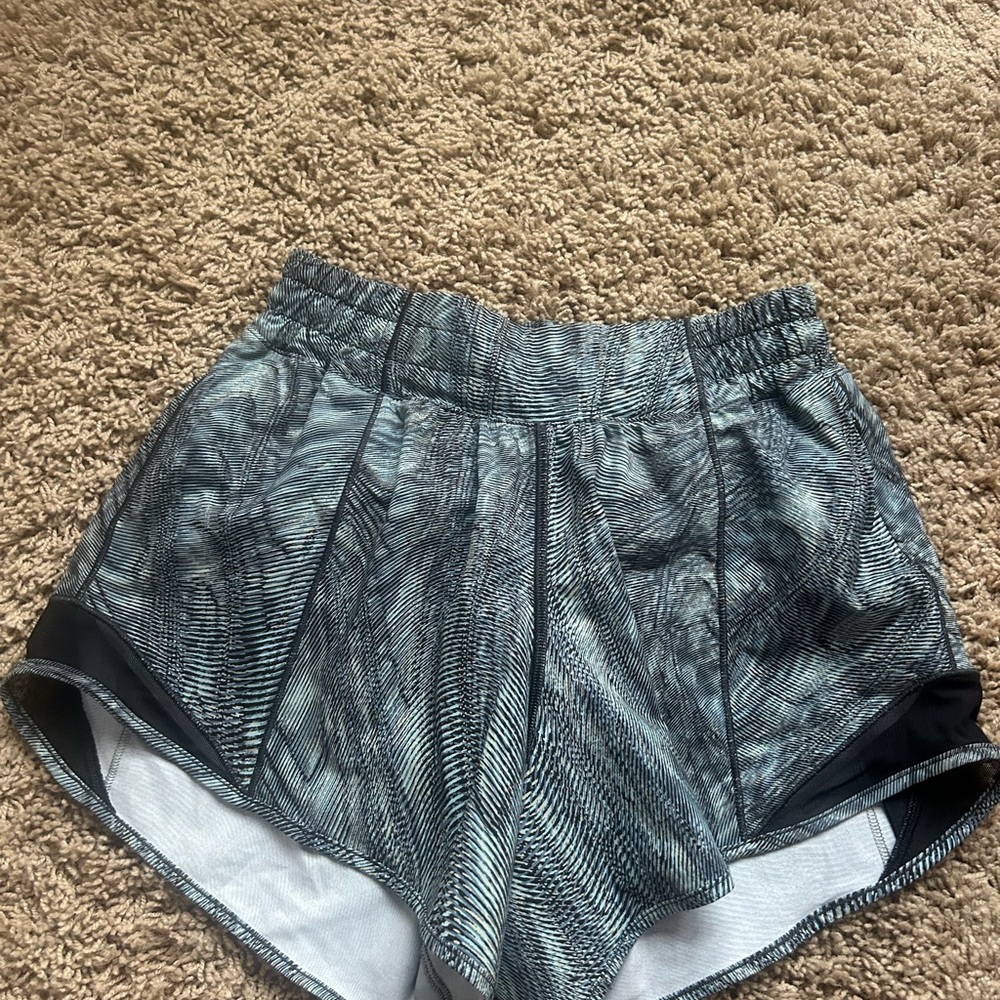 Lululemon hotty hot patterned Shorts